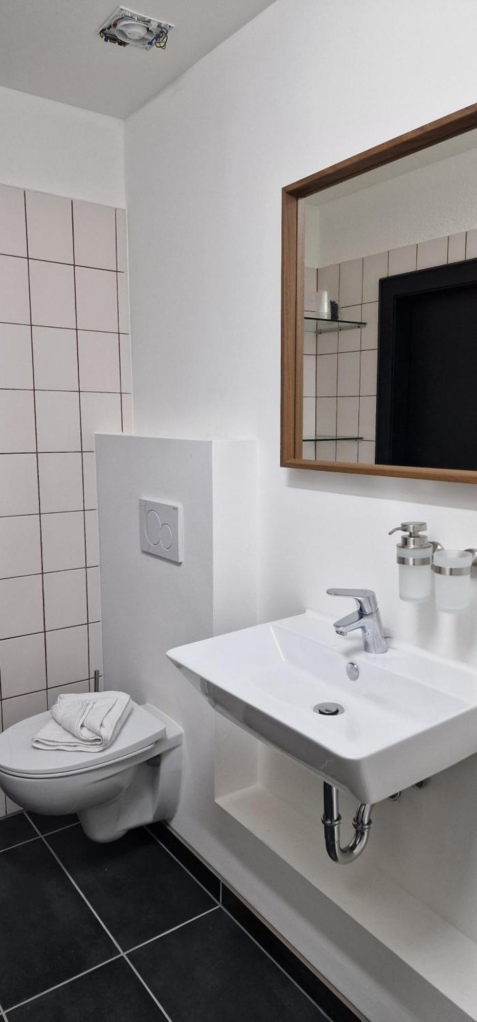 Hotel Zum Deutschen Eck Velbert Esterno foto